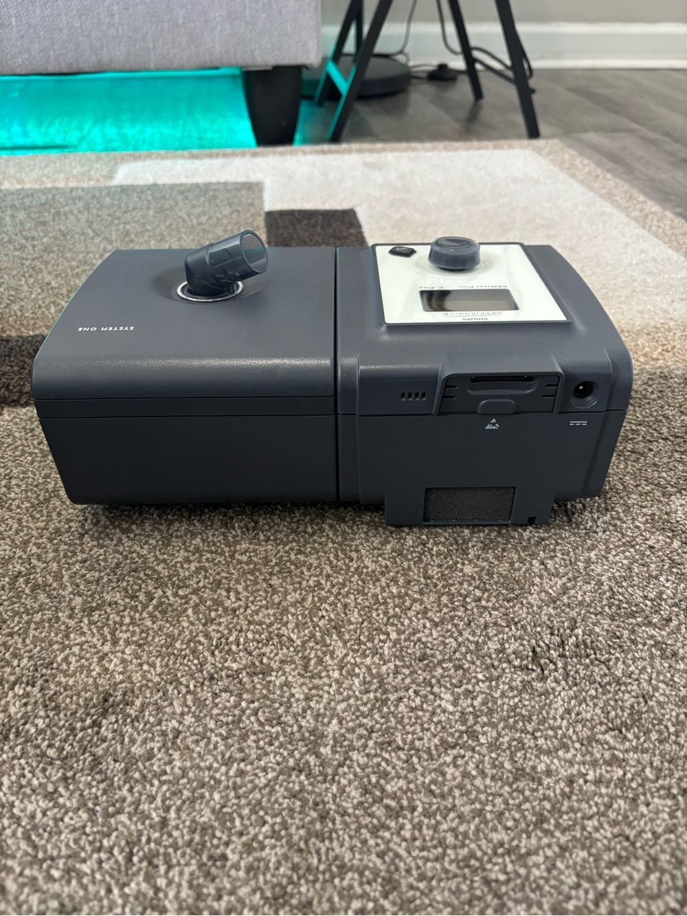 Philips System One REMstar CPAP Machine with Case - Picture 4 of 12